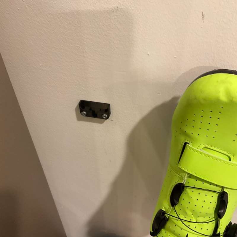 ที่แขวนรองเท้าจักรยานแบบติดผนั - Cycling Gear Wall Storage บทวิจารณ์และราคา